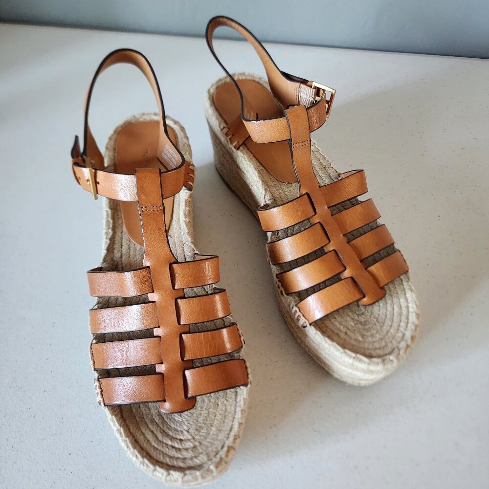 Tory Burch Wedge "EUC" - Picture 2 of 16